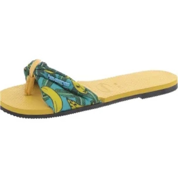 Havaianas Yellow Leaf Print Sandals - Size 9 - Picture 1 of 3
